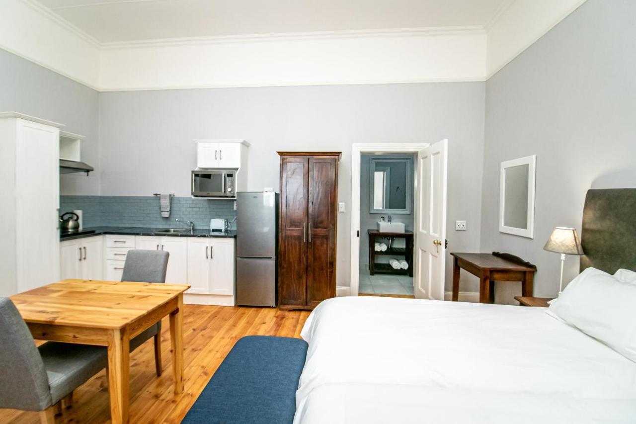 Victorian Square Guesthouse Graaff-Reinet Exterior foto