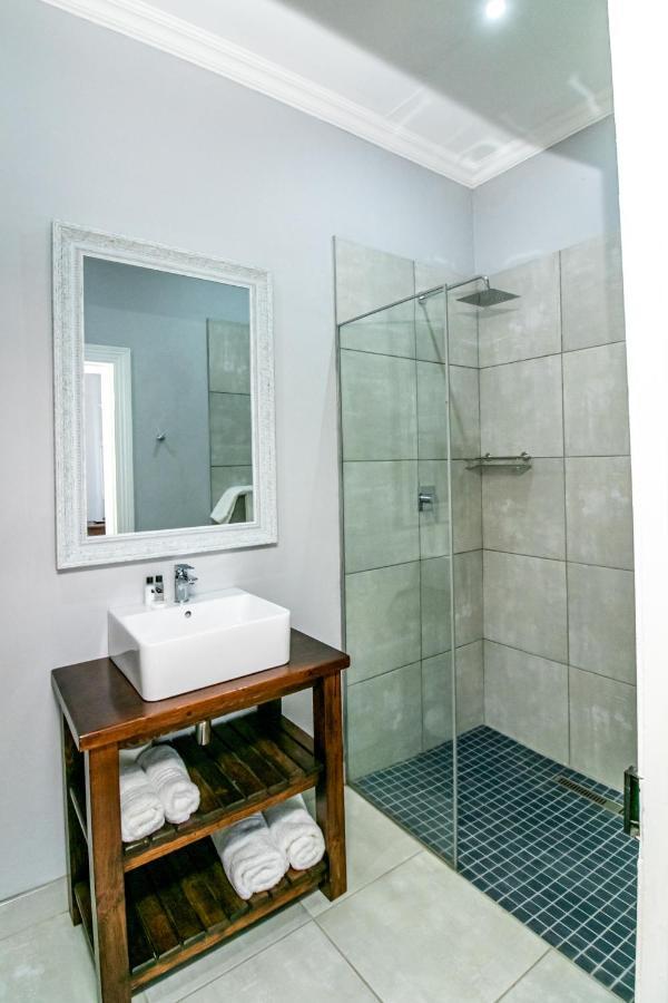 Victorian Square Guesthouse Graaff-Reinet Exterior foto