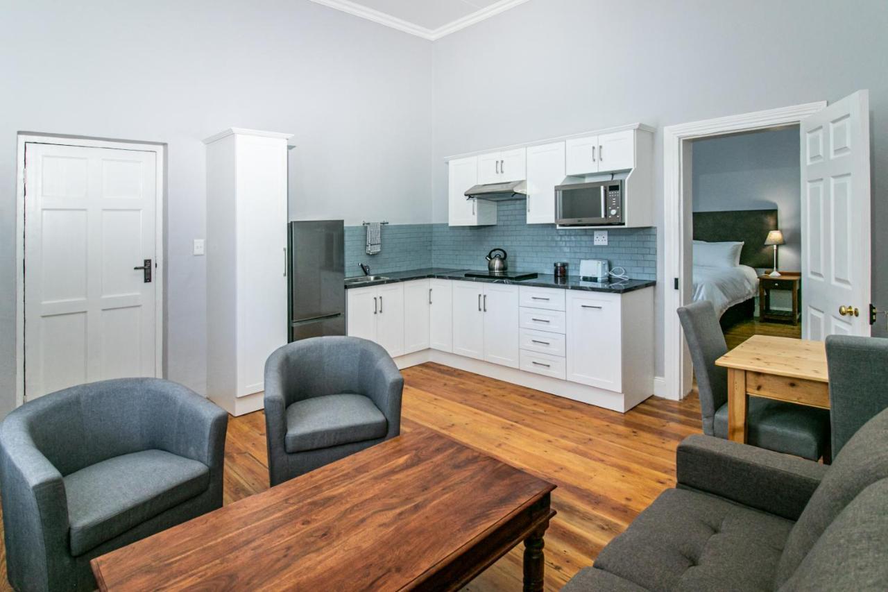Victorian Square Guesthouse Graaff-Reinet Exterior foto