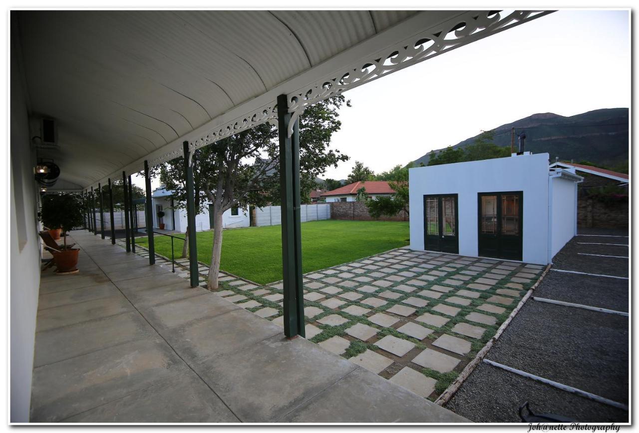 Victorian Square Guesthouse Graaff-Reinet Exterior foto