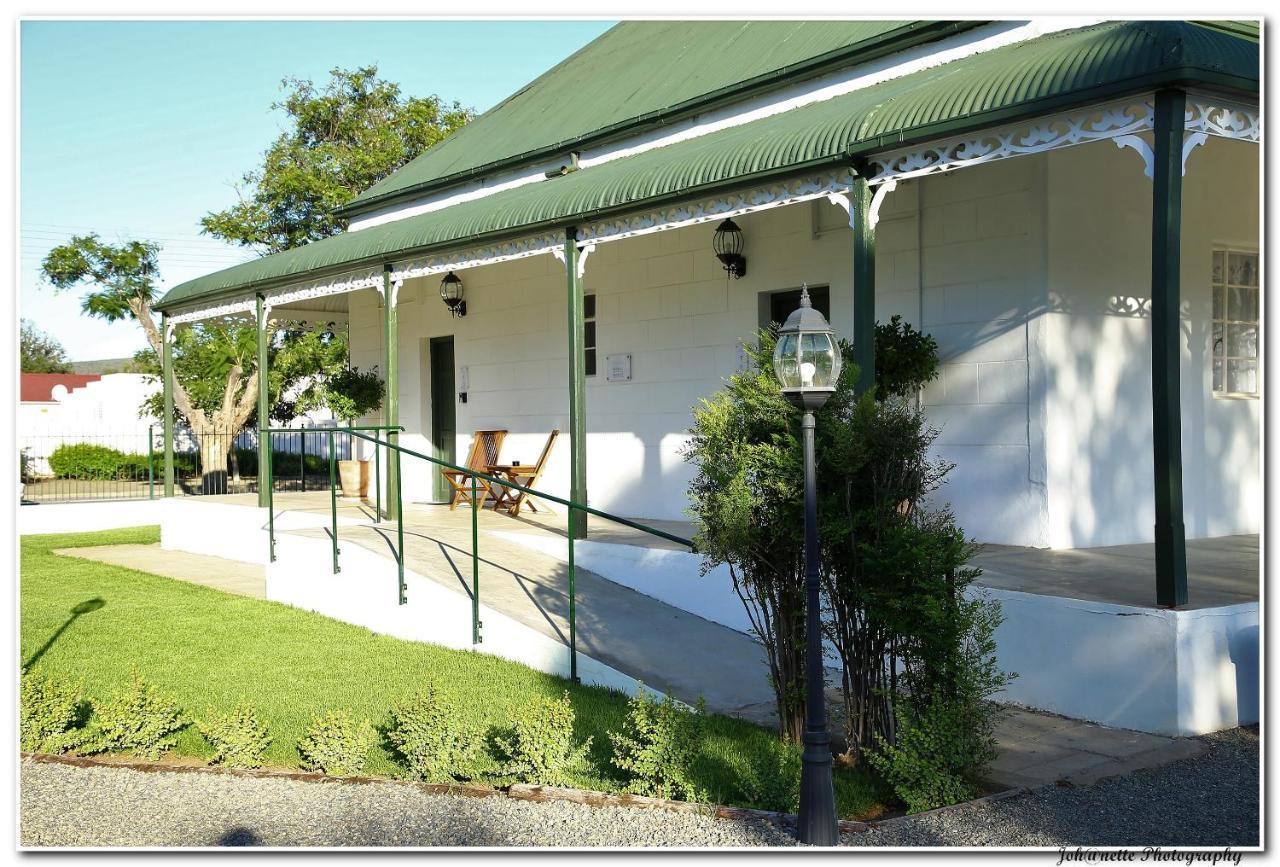 Victorian Square Guesthouse Graaff-Reinet Exterior foto